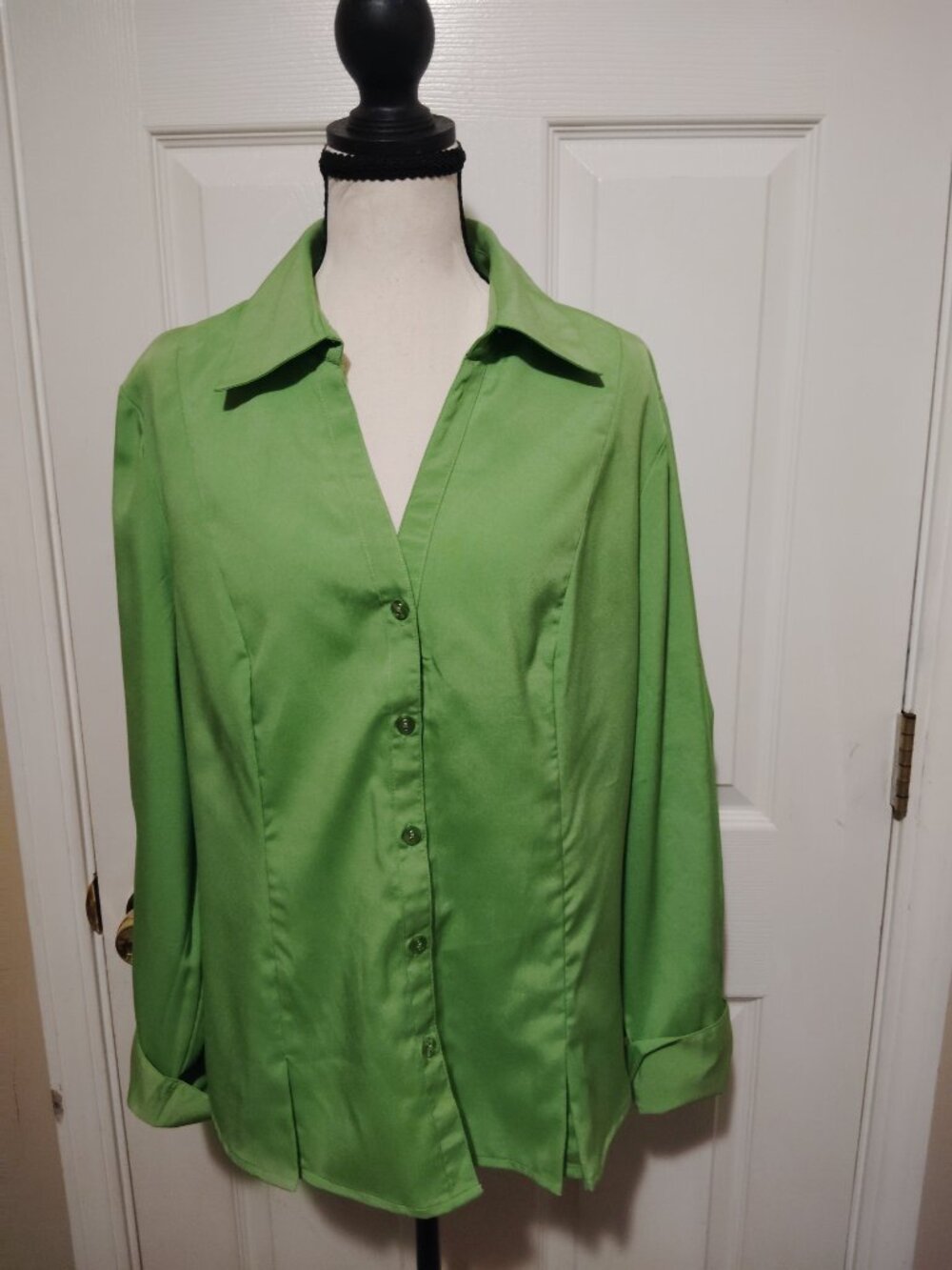 Cato Women's Button Front Blouse Lime Green Long Sleeve Collared Shirt  Large